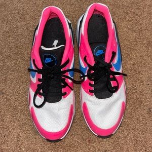 Kids 7Y Nike shoes